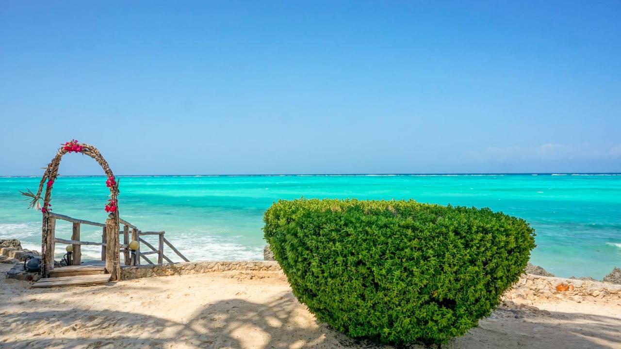 Tanzanite Beach Resort Nungwi Kültér fotó